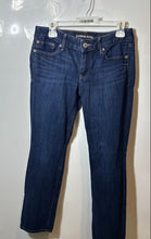 Load image into Gallery viewer, Express Womens Blue Denim 5-Pockets Dark Wash Low-Rise Straight Jeans Size 4S
