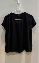 Load image into Gallery viewer, Forever 21 Womens Black Short Sleeve Crew Neck Pullover Blouse Top Size Small
