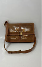 Load image into Gallery viewer, Cuero Vaca Womens Beige Animal Print Inner Pockets Shoulder Purse
