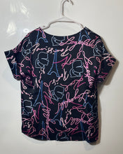 Load image into Gallery viewer, Karl Lagerfeld Womens Black Signature Print Short Sleeve Blouse Top Size XS
