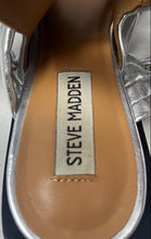 Load image into Gallery viewer, Steve Madden Womens Graya Silver Pointed Toe Slingback Sandals Size 8.5M
