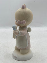 Load image into Gallery viewer, Precious Moments Porcelain 1986 Birds Of A Feather Collect Together Figurine
