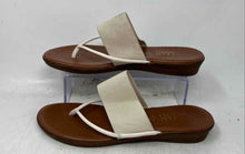 Load image into Gallery viewer, Italian Shoemakers Womens Ivory Open Toe Slip-On Thong Sandals Size 11
