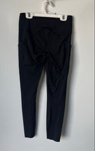 Load image into Gallery viewer, Lululemon Womens Black Regular Fit Activewear Compression Leggings Size 6
