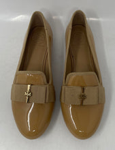 Load image into Gallery viewer, Authentic Tory Burch Womens Trudy Brown Patent Leather Ballet Flats Size 5M
