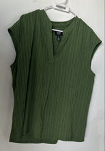 Load image into Gallery viewer, Jones New York Womens Green Short Sleeve Split Neck Blouse Top Size L
