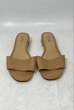 Load image into Gallery viewer, Michael Kors Womens Beige Leather Open Toe Slip-On Flat Slide Sandals Size 5.5 M
