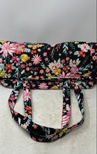 Load image into Gallery viewer, Vera Bradley Womens Multicolor Floral Inner Pockets Double Handle Tote Bag
