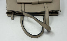 Load image into Gallery viewer, Andrea Cardone Womens Beige Leather Turnlock Front Pocket Zip Top Tote Purse
