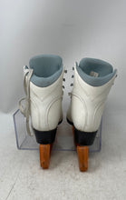 Load image into Gallery viewer, Soft Skate By Jackson Boys White Leather Lace-Up Figure Ice Skates Size 11
