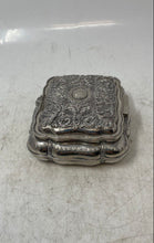 Load image into Gallery viewer, Vintage Silver-Tone Swirl Engraved Hinged Lock Lined Square Shape Jewelry Box
