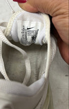 Load image into Gallery viewer, Nike Kids Air Max 270 943345-103 White Lace-Up Low Top Sneaker Shoes Size 4Y
