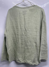 Load image into Gallery viewer, Zara Womens Green Long Sleeve Button-Front Blouse Top Size XS With Tag
