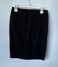 Load image into Gallery viewer, Banana Republic Womens Black Stretch Back Zip Straight &amp; Pencil Skirt Size 4
