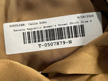 Load image into Gallery viewer, Banana Republic Womens Brown Long Sleeve Classic-Fit Button-Up Shirt Size S
