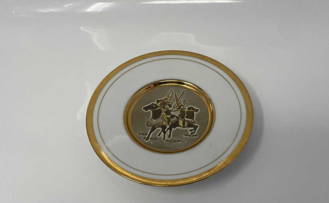 Japanese The Art Of Chokin Samurai Warriors White And Gold Tone Decorative Plate