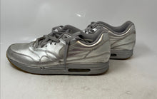 Load image into Gallery viewer, Nike Mens Air Max 823373-993 Silver Lace-Up Low Top Sneakers Shoes Size 14
