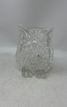 Load image into Gallery viewer, Vintage Le Smith Crystal Clear Glass Figurine Tobacciana Ashtray
