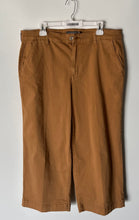 Load image into Gallery viewer, Torrid Womens Brown Slash Pockets Button Front Wide-Leg Cropped Pants Size 16
