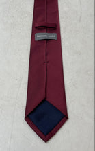 Load image into Gallery viewer, Michael Kors Mens Red Keeper Loop Adjustable Pointed Tie
