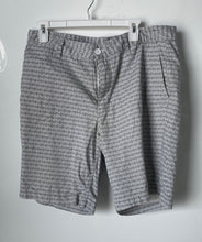 Load image into Gallery viewer, Armani Exchange Mens White Black Geometric Print Pockets Chino Shorts Size 36
