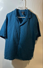 Load image into Gallery viewer, Forever 21 Mens Blue Short Sleeve Collared Button-Up Shirt Size Small
