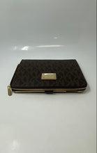 Load image into Gallery viewer, Michael Kors Womens Brown Signature Print Card Holder Zipper Tablet Cover
