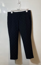Load image into Gallery viewer, Old Navy Womens Black Pockets Skinny Leg Ankle Pants Size 4
