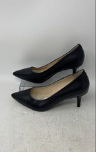 Load image into Gallery viewer, Cole Haan Womens The Go To Park W20421 Black Leather Kitten Pump Heels Size 6.5B
