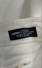 Load image into Gallery viewer, Buffalo David Bitton Womens White Aubrey Mid-Rise Ankle Jeans Pants Size 10/30
