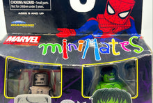 Load image into Gallery viewer, Diamond Select Marvel Minimates Iron Man And Hulk Mini Action Figure
