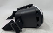Load image into Gallery viewer, Odyssey White Black Adjustable Strap Wireless Gaming VR Headset Not Graded
