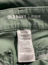 Load image into Gallery viewer, Old Navy Womens Green Pixie Flat Front Straight Leg Chino Pants Size 6
