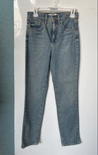 Load image into Gallery viewer, Robert Rodriguez Womens Light Blue Denim Medium Wash Skinny Jeans Size 2/26
