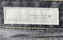 Load image into Gallery viewer, Zara Womens Gray Denim Medium Wash Stretch Pockets Wide-Leg Jeans Size 6
