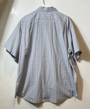 Load image into Gallery viewer, Lacoste Mens Gray Plaid Cotton Short Sleeve Regular Fit Button-Up Shirt Size 46
