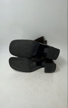Load image into Gallery viewer, Fantasy Womens Brown Square Toe Pull-On Ankle Boots Size EUR 41
