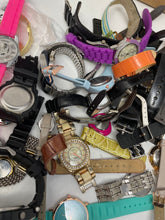 Load image into Gallery viewer, Assorted Watches Box 3 Lbs. + 1.3 oz
