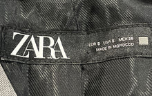 Load image into Gallery viewer, Zara Womens Gray Sleeveless Tailored Cropped Button Front Suit Vest Size Small
