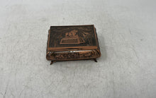 Load image into Gallery viewer, The Lion Of Babylon Embossed Copper Collectible Trinket Box With Lid
