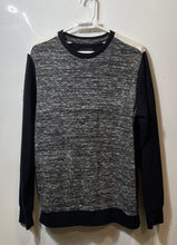 Load image into Gallery viewer, Guess Mens Black Heather Crew Neck Long Sleeve Pullover Sweatshirt Size Medium
