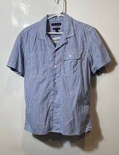 Load image into Gallery viewer, Banana Republic Mens Blue White Cotton Camden Fit Short Sleeve Button-Up Shirt S
