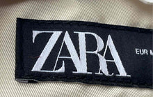 Load image into Gallery viewer, Zara Womens Ivory Sleeveless Pockets Full Zip Collarless Bubble Hem Vest Sz M-L
