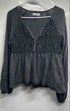 Load image into Gallery viewer, Lucky Brand Womens Gray Long Raglan Sleeve Henley Neck Blouse Top Size S
