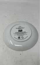 Load image into Gallery viewer, Vintage Bradford Exchange Alan Jackson Everything I Love Series Collector Plate
