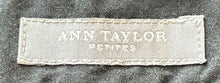 Load image into Gallery viewer, Ann Taylor Womens Black Flat Front Straight Leg Ankle Pants Size 8P
