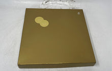 Load image into Gallery viewer, Florida Atlantic University White Blue Inauguration 2003 Ceramic Collector Plate

