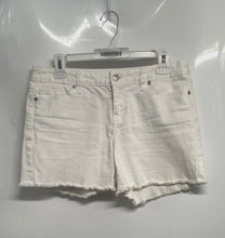 Load image into Gallery viewer, Tommy Hilfiger Womens White Denim Belt Loops Button Front Cut-Off Shorts Size 4
