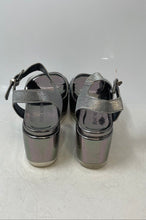 Load image into Gallery viewer, Stuart Weitzman Womens Crosspath Silver Tone Platform Sandals Size 8.5M
