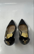 Load image into Gallery viewer, Michael Kors Womens Hamilton Black Leather Pointed Toe Pump Heels Size 6 M
